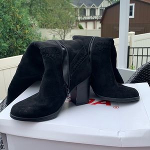 Black Knee High Boots